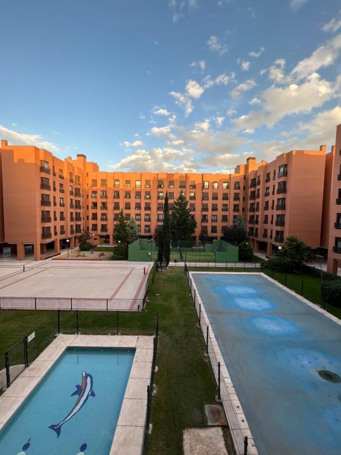 Samaniego Suite, Airport, Ifema Turistico Madrid Kültér fotó