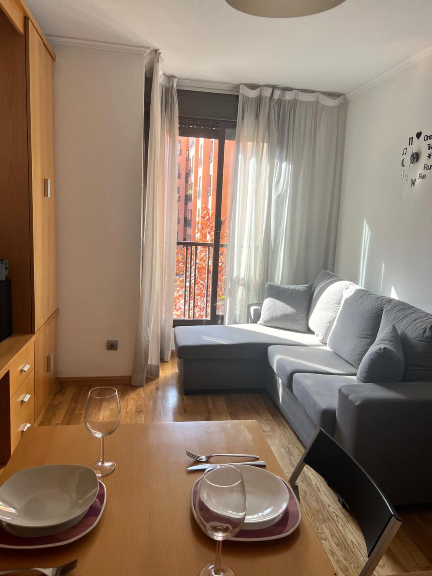 Samaniego Suite, Airport, Ifema Turistico Madrid Kültér fotó